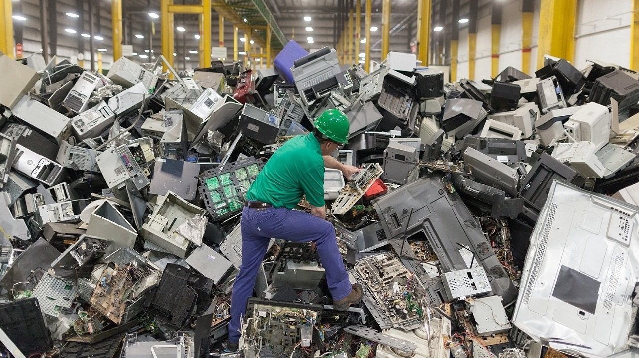 Silivri Elektronik Hurda Alan-0532 614 29 98-ÖZHAN METAL-Silivri Elektronik Kart Hurdası-Hurda Akü-Hastane Hurdası Alan